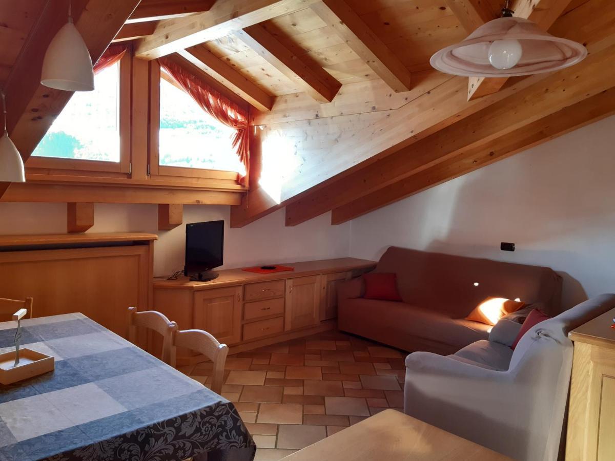 Apartamento Mansarda Combo Bormio Exterior foto