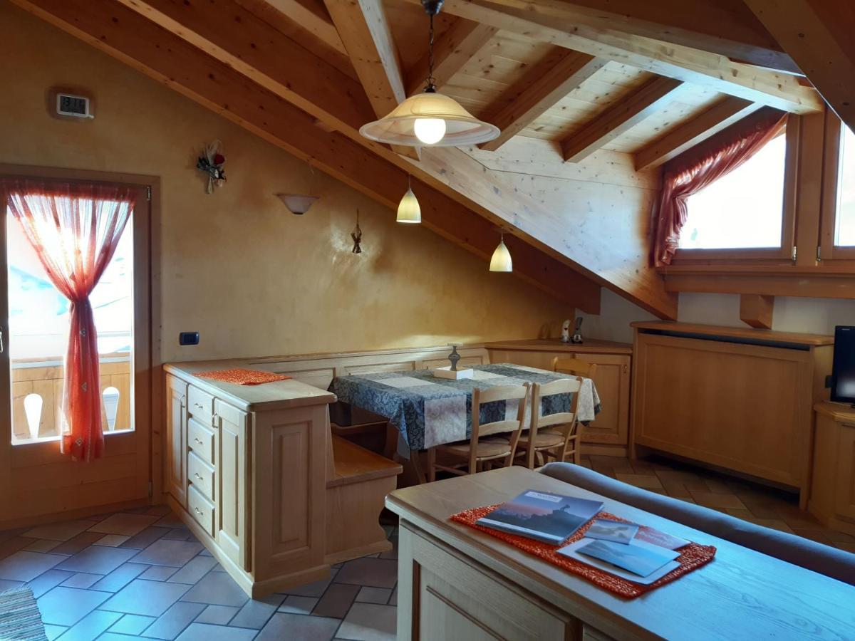 Apartamento Mansarda Combo Bormio Exterior foto