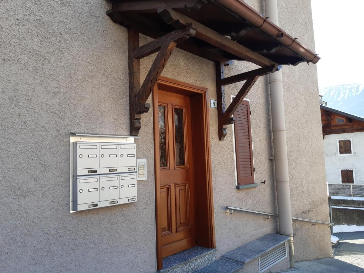 Apartamento Mansarda Combo Bormio Exterior foto