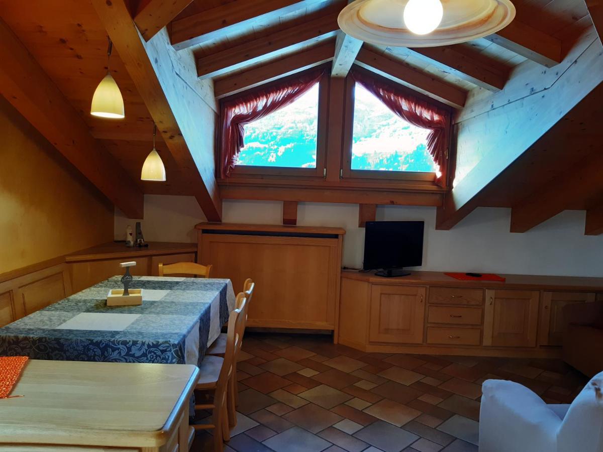 Apartamento Mansarda Combo Bormio Exterior foto